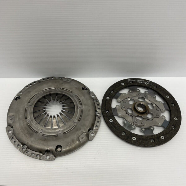 VOLVO C30 Clutch Kit 30759484 NEW GENUINE