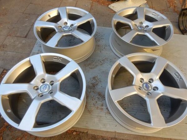 GENUINE 20" VOLVO CRATUS XC60 XC90 ALLOY RIMS 8X20 ET49 - Image 5