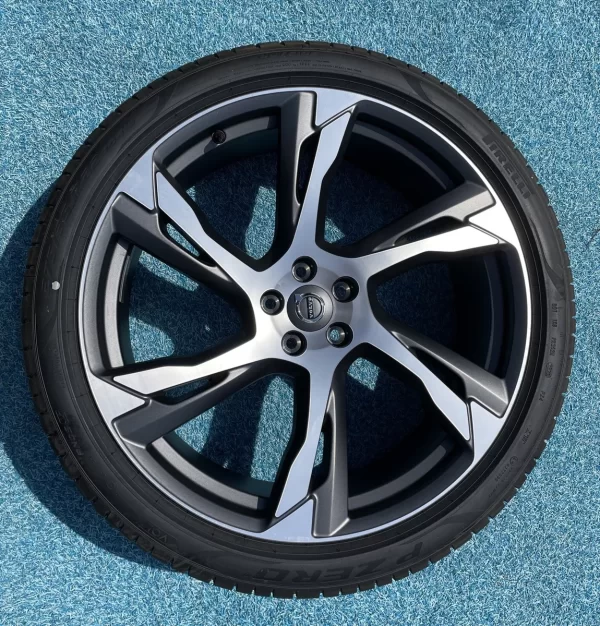 Volvo XC90, 22” FACTORY OEM WHEELS & Pirelli TIRES SET OF 4 #314542317 - Image 3