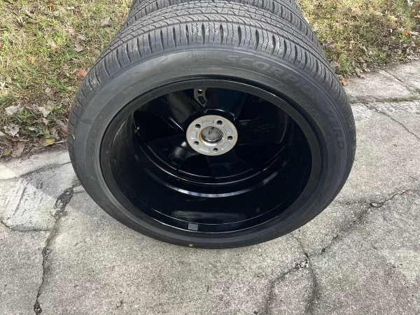 Volvo XC40 20 Inch Wheels OEM Pirelli Tire 245/45R20 - Image 9